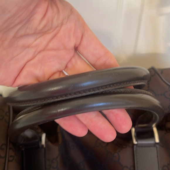 Gucci large travel bag. - Picture 3 of 8